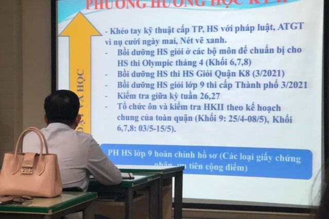Họp phụ