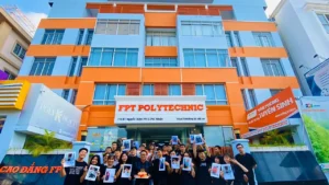 Review trường cao đẳng FPT Polytechnic (FPOLY)