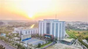 Review trường đại học Công nghệ TP.HCM (HUTECH): Lựa chọn phù hợp cho tương lai của bạn?