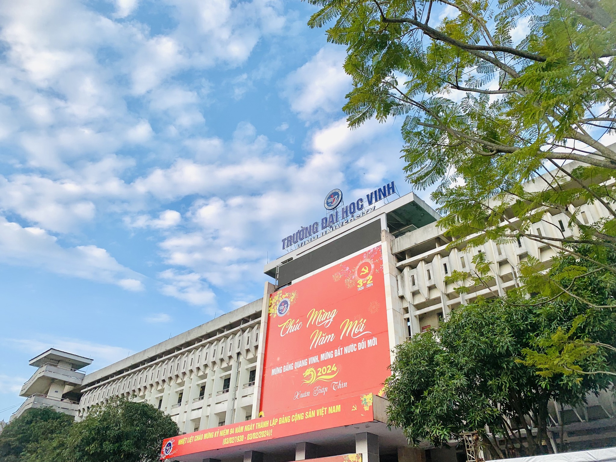 REVIEW Đại học Vinh VinhUni Có nên học không?