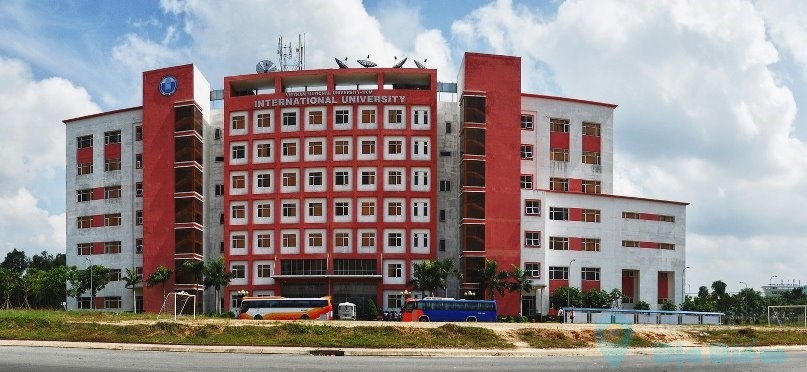 REVIEW Trường Đại học Quốc tế ĐHQG TPHCM HCMIU Có nên học?