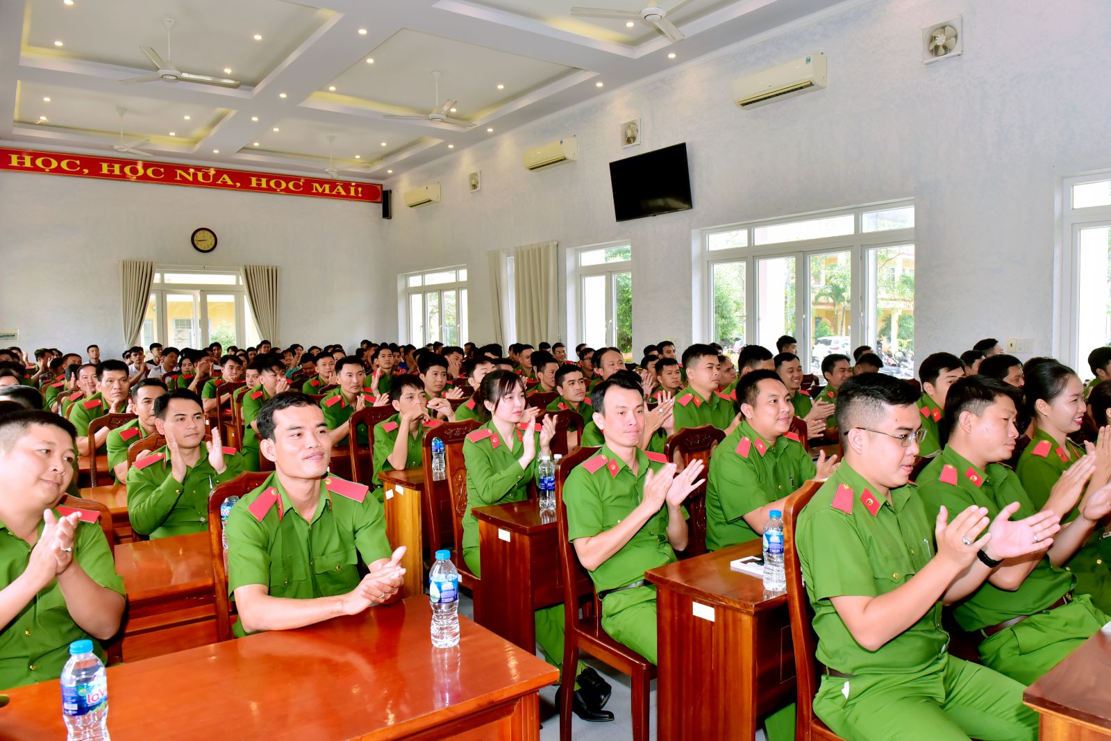 Review Trường Đại học Cảnh sát nhân dân (PPU) có phải là lựa chọn phù hợp cho bạn? 1 Trường Đại học Cảnh sát nhân dân (PPU)