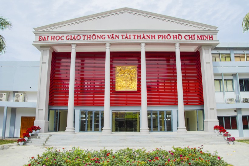 Trường Đại học Giao thông Vận tải TPHCM (UTH)
