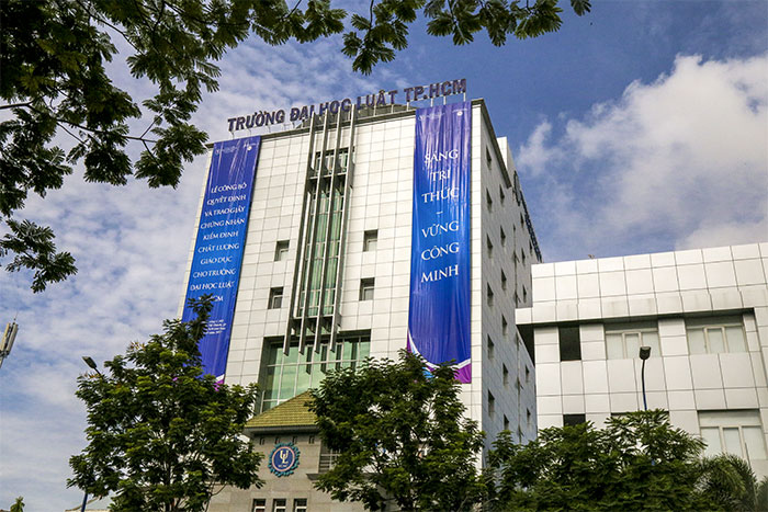 Trường Đại học Luật TPHCM (HCMCUL)
