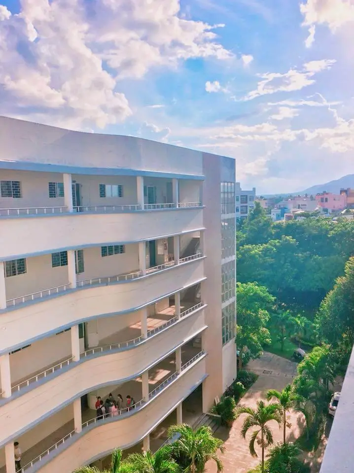 Trường Đại học Ngoại ngữ Đại học Đà Nẵng (UFL)