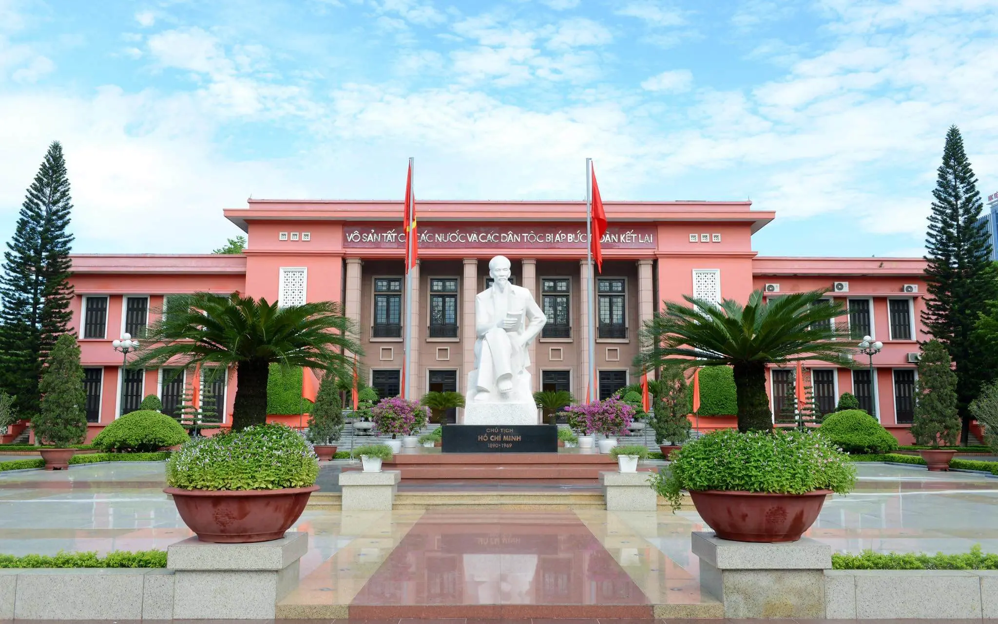 Trường Đại học Thăng Long (TLU)